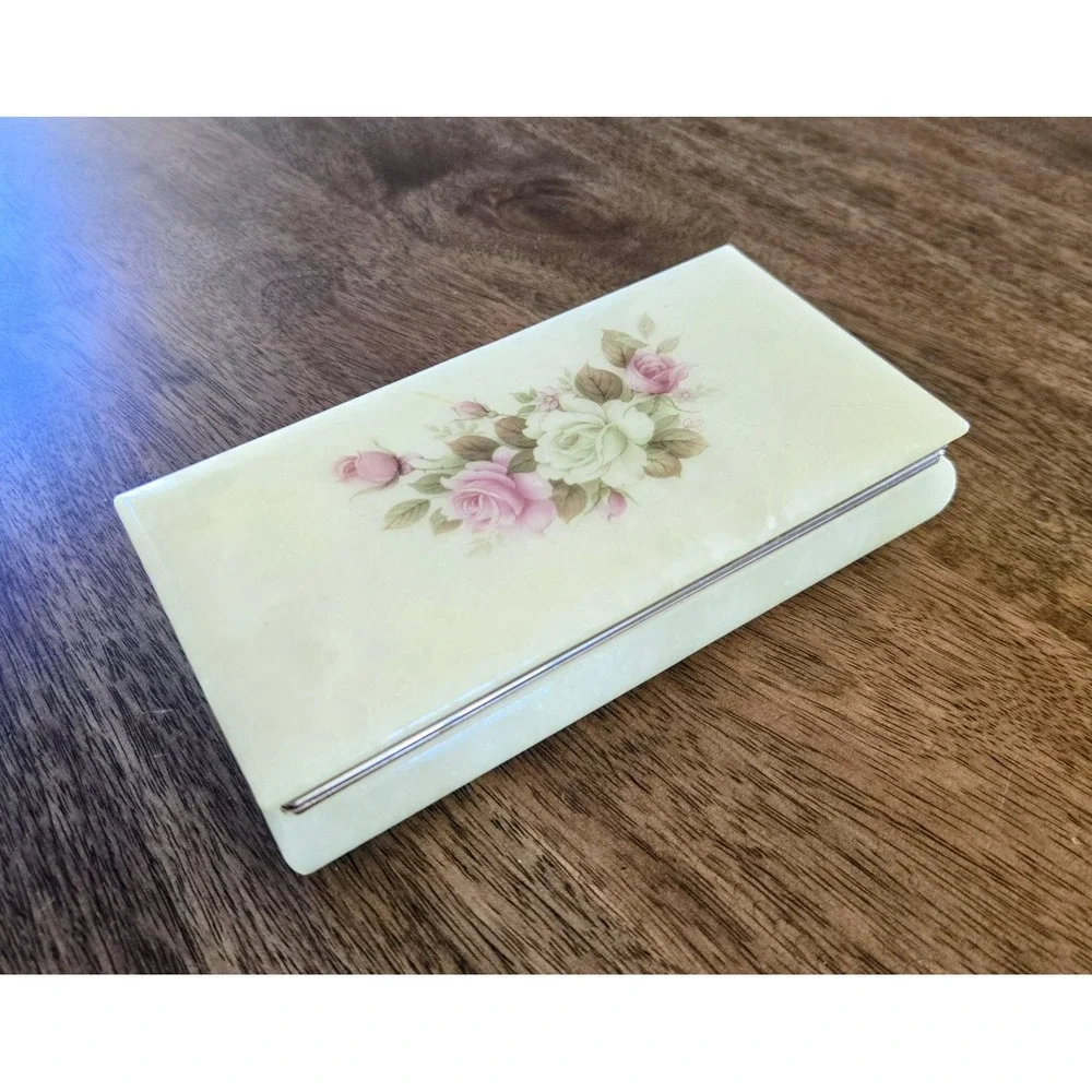VTG Genuine Alabaster Trinket/Jewelry Box w/Flower Motif - Hand Carved In Italy